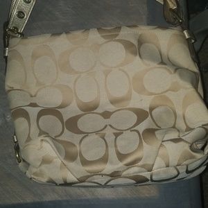 Coach purse f1267